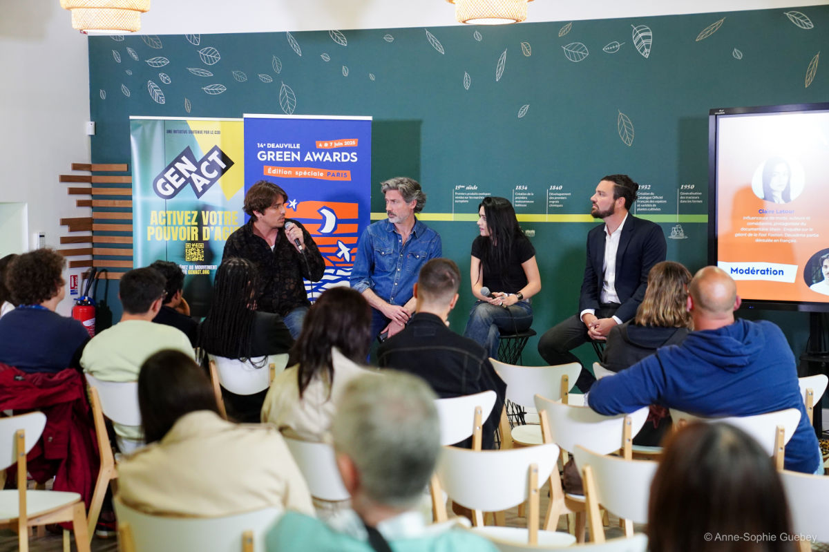 Table Ronde sur la Fast Fashion lors de la Journée Grand Public le 7 juin 2025 <br>(De gauche à droite : Théo Nepipvoda, Yann Rivoallan, Claire Latour, Damien Pommeret) Table Ronde sur la Fast Fashion lors de la Journée Grand Public le 7 juin 2025
